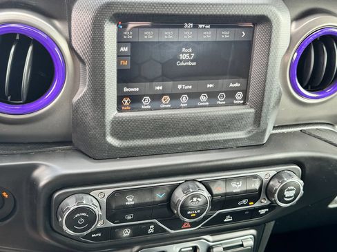 Used 2022 Jeep Wrangler Sport AWD/4WD image 21