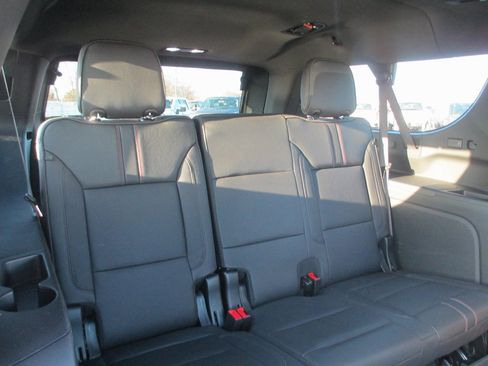 Used 2024 Chevrolet Suburban RST w/ Sport Performance Package image 25