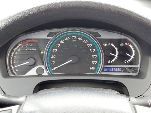 Used 2013 Toyota Venza LE image 16