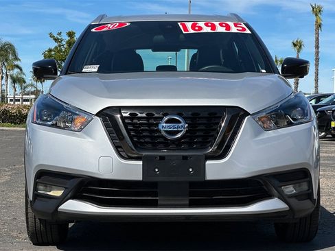 Used 2020 Nissan Kicks SR w/ SR Premium Package image 6