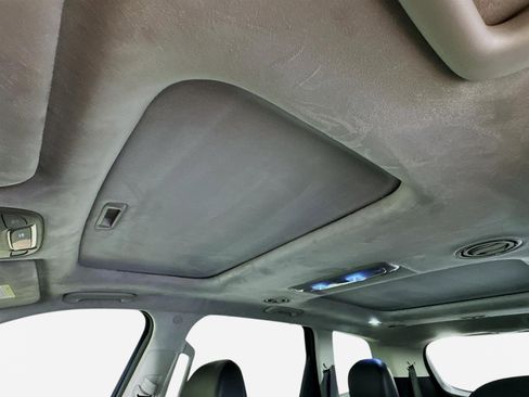 Used 2024 Kia Telluride SX Prestige image 15