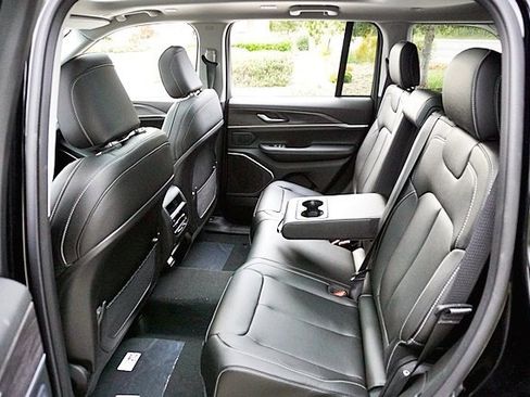 New 2023 Jeep Grand Cherokee 4xe image 20