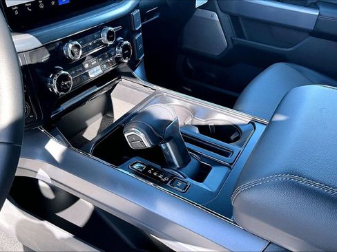 New 2026 Ford F150 Lariat image 8