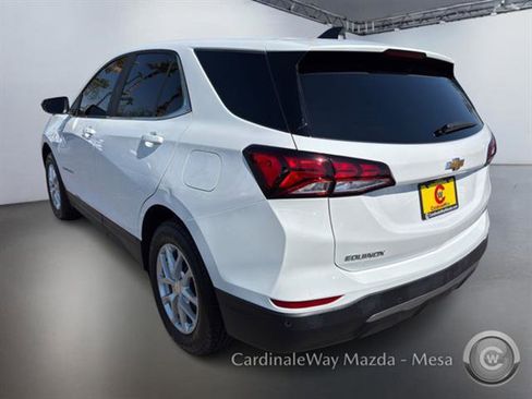 Used 2023 Chevrolet Equinox LT w/ Driver Convenience Package image 6