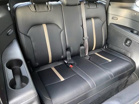 Used 2025 MAZDA CX-90 3.3 Turbo w/ Premium Plus Pkg image 38