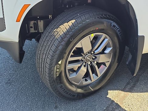 New 2026 Nissan Frontier SV w/ Tow Package image 29