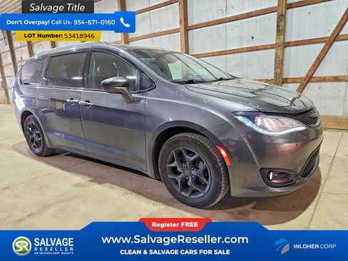Used 2020 Chrysler Pacifica Touring-L w/ S Appearance Package FWD image 5