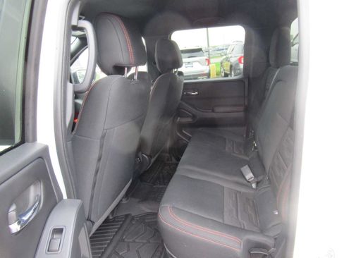 Used 2025 Nissan Frontier PRO-4X w/ Pro Convenience Package AWD/4WD image 22