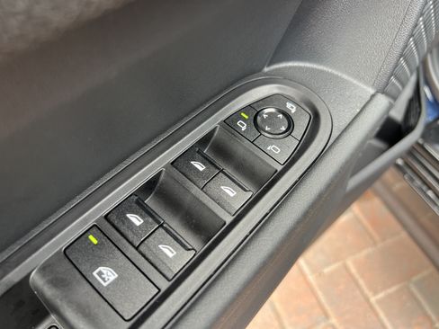 Used 2025 MINI Cooper S FWD image 15