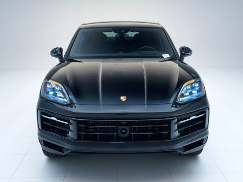 New 2026 Porsche Cayenne E-Hybrid Coupe image 6