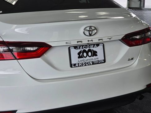Used 2022 Toyota Camry LE FWD image 12