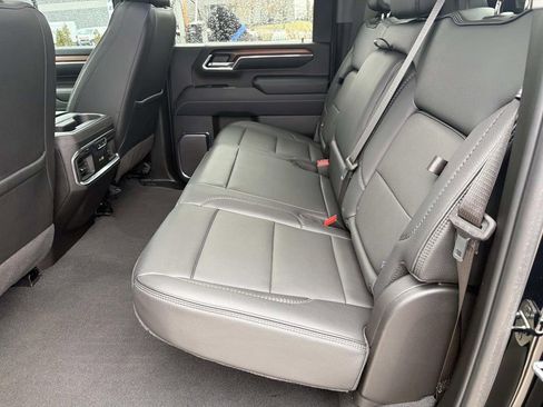 Used 2024 GMC Sierra 2500 Denali w/ Denali Reserve Package image 17