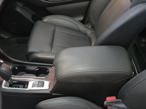 Used 2023 Subaru Ascent Touring AWD/4WD image 21