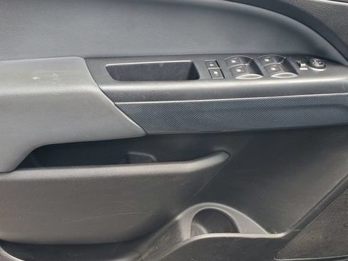 Used 2018 Chevrolet Colorado Z71 AWD/4WD image 12