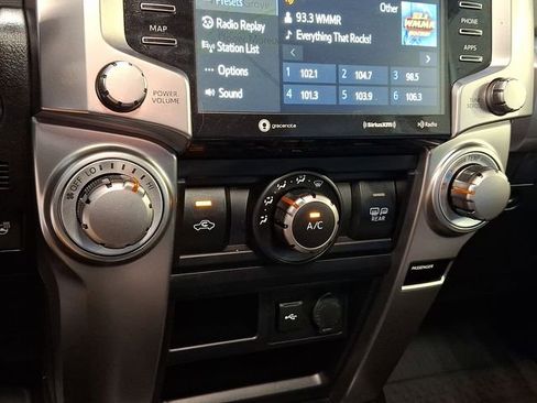 Used 2023 Toyota 4Runner SR5 Premium w/ Moonroof Package RWD image 16