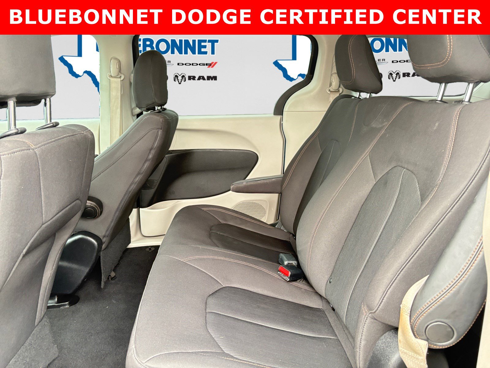 Used 2019 Chrysler Pacifica L FWD image 21