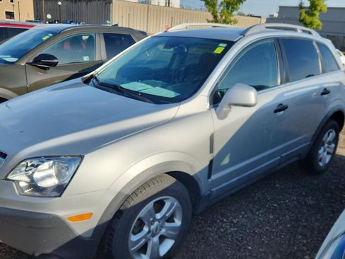 Used 2014 Chevrolet Captiva Sport LS FWD image 9