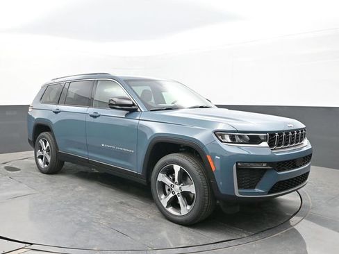 New 2026 Jeep Grand Cherokee L Limited AWD/4WD image 7