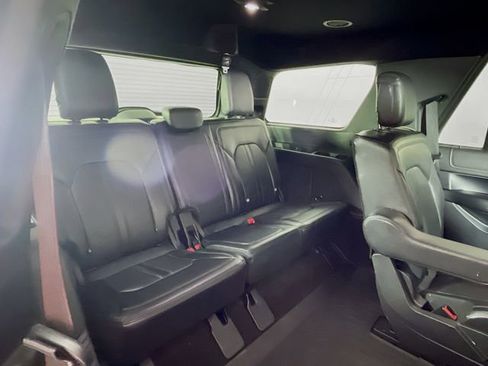 Used 2020 Ford Expedition Limited AWD/4WD image 30