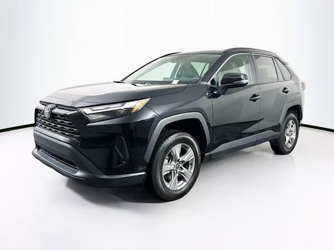 Used 2024 Toyota RAV4 XLE image 3
