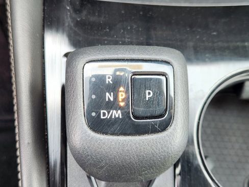 Certified 2022 Nissan Rogue SL w/ SL Premium Package image 13