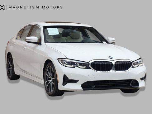 Used 2020 BMW 330i Sedan w/ Premium Package RWD image 5