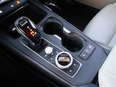 Used 2020 Cadillac XT4 Premium Luxury image 27