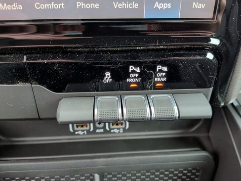 New 2026 RAM 1500 Laramie w/ Night Edition image 35