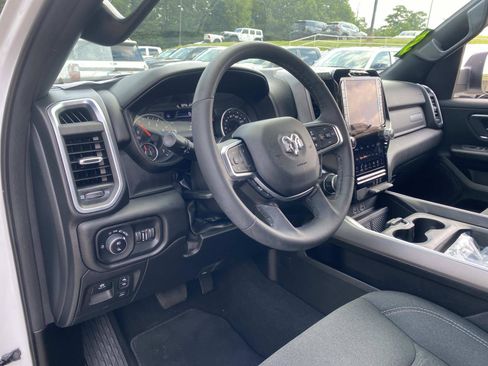 Used 2025 RAM 1500 Big Horn RWD image 26