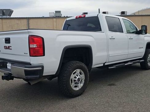 Used 2017 GMC Sierra 2500 SLE image 8
