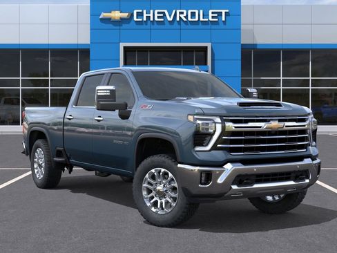 New 2026 Chevrolet Silverado 2500 LTZ w/ LTZ Premium Package image 7