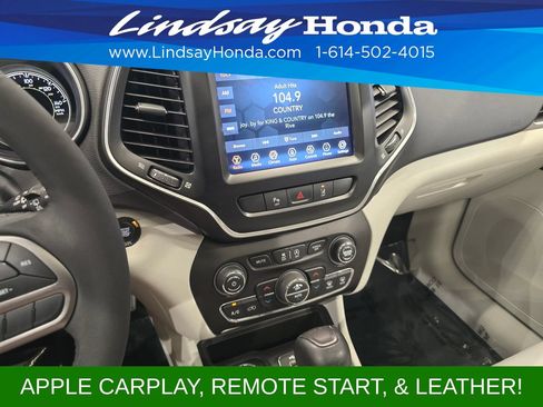 Used 2022 Jeep Cherokee Latitude Lux w/ Sun & Sound Group AWD/4WD image 17