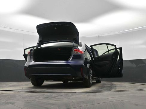 Used 2022 Toyota Corolla LE image 45