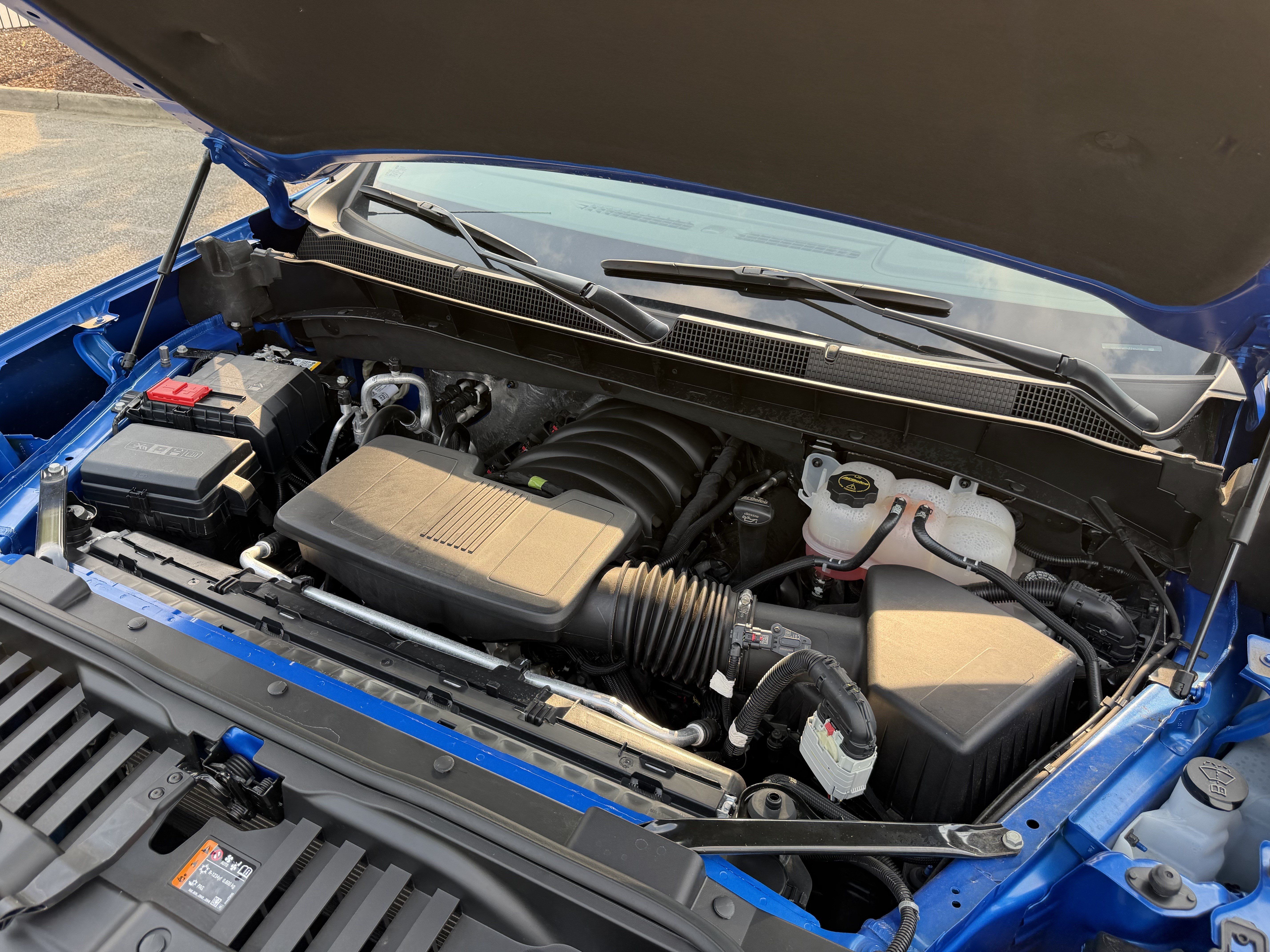 Used 2026 Chevrolet Silverado 1500 LT w/ LPO, Liner Protection Package AWD/4WD image 40