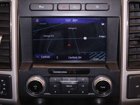 Certified 2020 Ford F150 Lariat w/ Equipment Group 502A Luxury AWD/4WD image 30