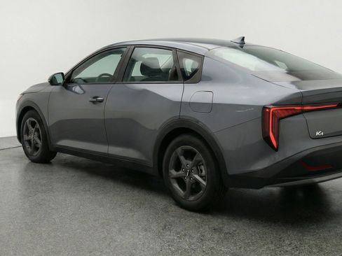 Used 2025 Kia K4 FWD image 6