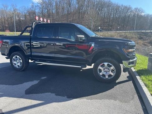 Used 2024 Ford F150 XLT w/ FX4 Off-Road Package image 24