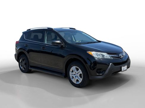 Used 2013 Toyota RAV4 LE AWD/4WD image 7