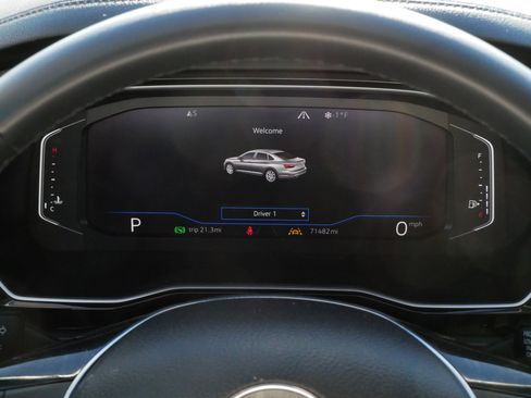 Certified 2020 Volkswagen Jetta SEL Premium image 21