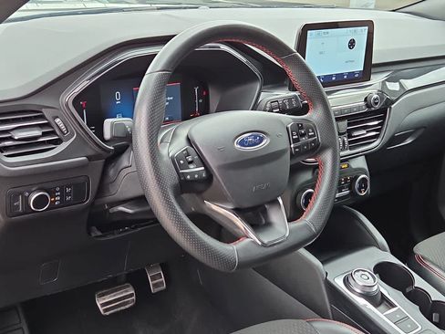 Used 2024 Ford Escape ST-Line FWD image 10