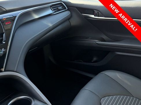 Used 2024 Toyota Camry SE image 33