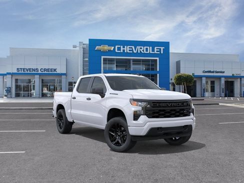 New 2026 Chevrolet Silverado 1500 Custom w/ LPO, Dark Essentials Package AWD/4WD image 9