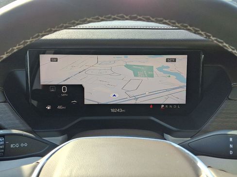 Used 2024 GMC Acadia Denali image 34