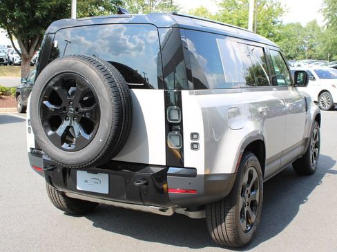 New 2026 Land Rover Defender 110 S AWD/4WD image 3