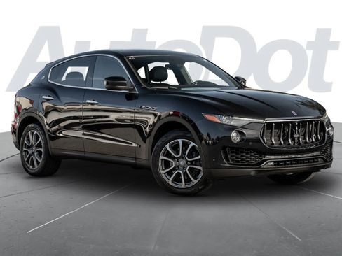 Used 2018 Maserati Levante Sport Utility 4D image 1