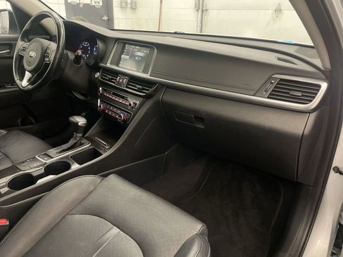 Used 2016 Kia Optima EX w/ Premium Package image 23