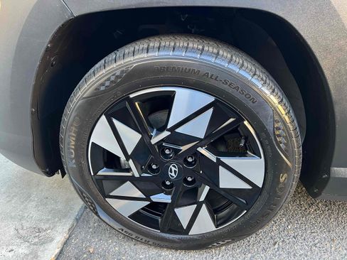 Used 2024 Hyundai Kona SEL image 70