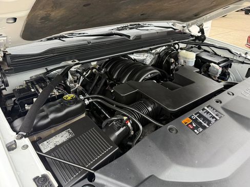 Used 2016 Chevrolet Suburban LTZ AWD/4WD image 38