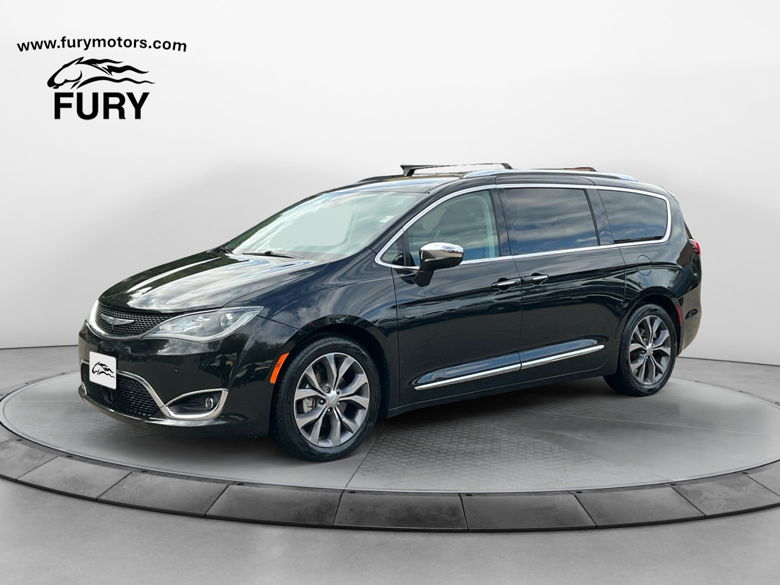 Used 2018 Chrysler Pacifica Limited w/ Advanced Safetytec Group FWD image 8