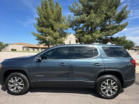 Used 2020 GMC Acadia SLE FWD image 1